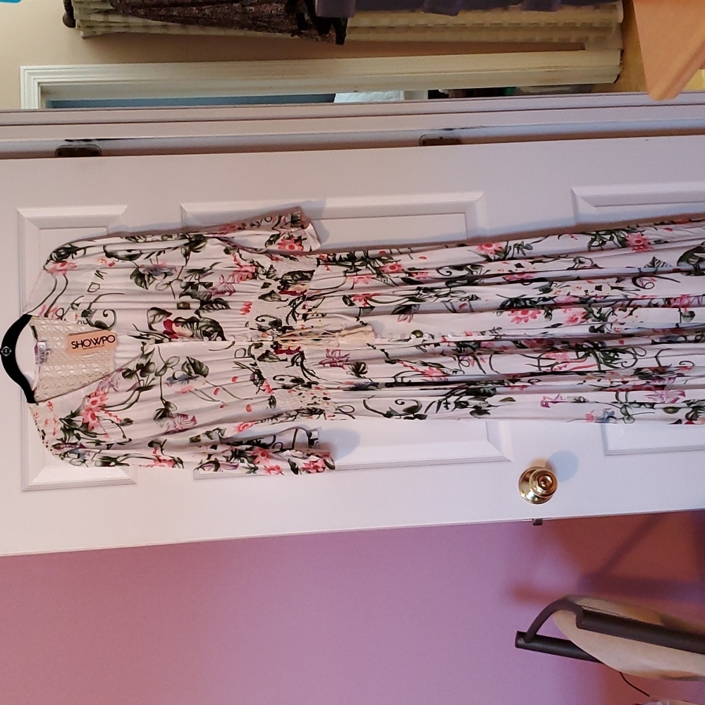 SHOWPO floral print v neck button down maxi w/ ruched elastic waist,S 20,rayon.